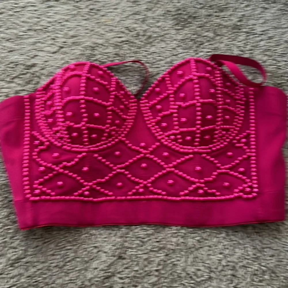 Beaded Crop Top - Picture 4 of 4